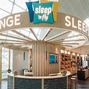 Sleep 'n Fly Sleep Lounge, B-gates Terminal 3 - Transit Only Hotel kapsułowy Dubaj
