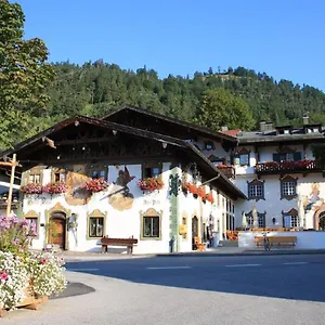Hotel & Zur Post Wallgau