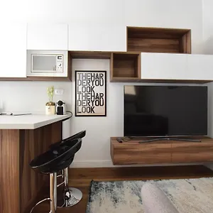 Apartman Luxury By Hi5 - Broadway
